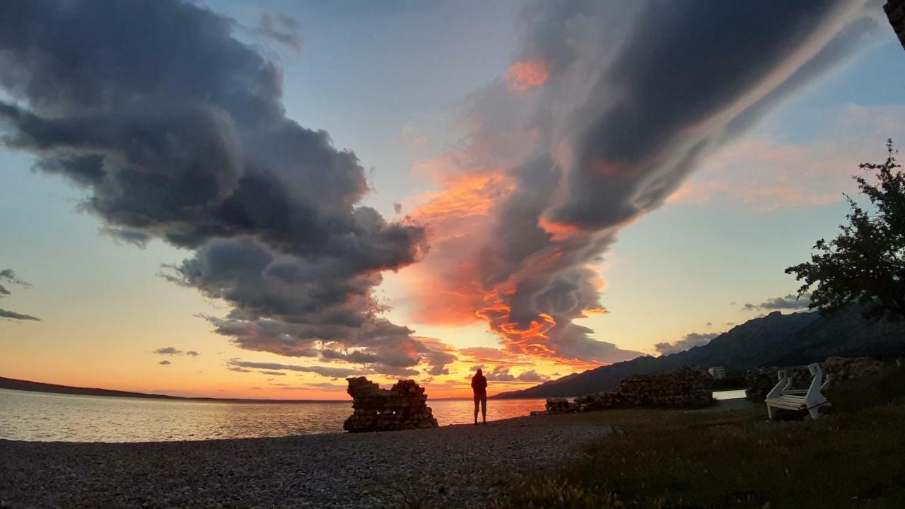 Relax Appartement Starigrad Paklenica Buitenkant foto